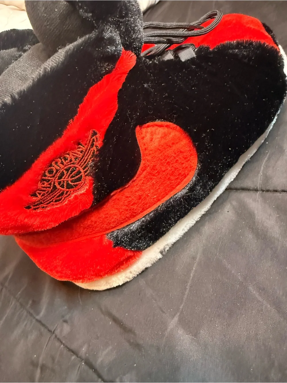 Slippers Sizes 36-44 Red & Black